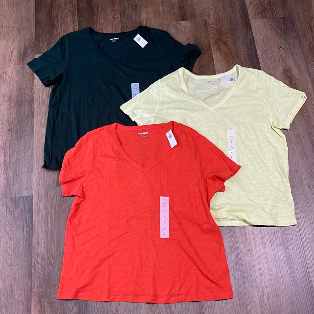 NWT Bundle (3) Old Navy Basic V Neck Tees - Size Large